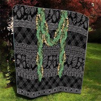 Hawai'i Paniolo Maile Twisted Lei Quilt Obsidian Black LT7 - Polynesian Pride