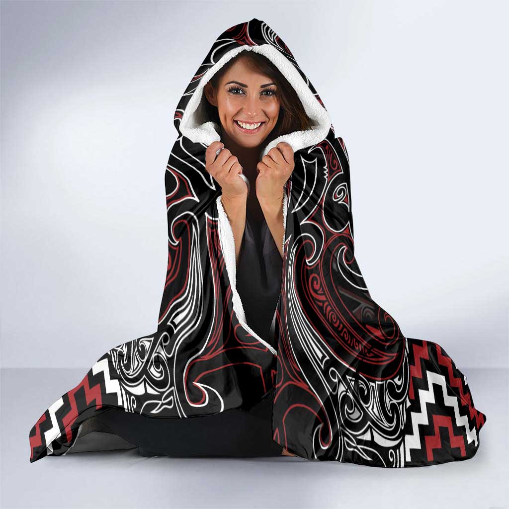 Maori Taiaha Whakairo Personalized Hooded Blanket Red Poutama Motifs LT7 - Polynesian Pride