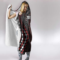 Maori Taiaha Whakairo Personalized Hooded Blanket Red Poutama Motifs LT7 - Polynesian Pride