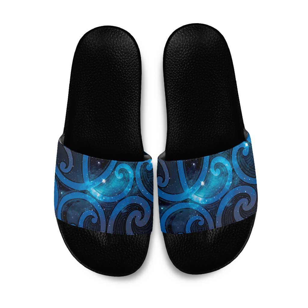 New Zealand Maori Matariki Slide Sandals Galaxy Kowhaiwhai LT7 Galaxy - Polynesian Pride