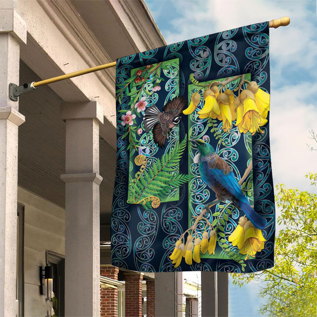 Aotearoa Maori Mangopare Christmas Garden Flag Pikawakawa and Tui LT7 House Flag Dark Blue - Polynesian Pride
