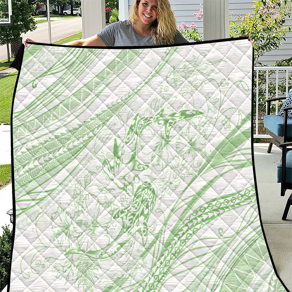 Sharks Couple Dreamy Polynesians Floral Sea Quilt Emerald - Polynesian Pride