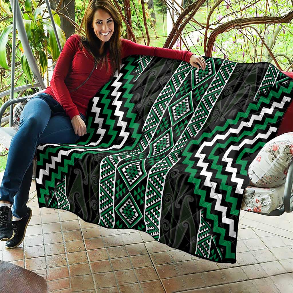 Jade Tukutuku Pattern Aotearoa Quilt Niho Taniwha and Puhoro Motifs
