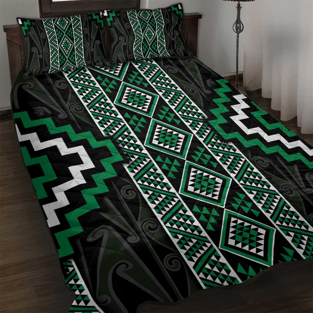Jade Tukutuku Pattern Aotearoa Quilt Bed Set Niho Taniwha and Puhoro Motifs LT7 Green - Polynesian Pride