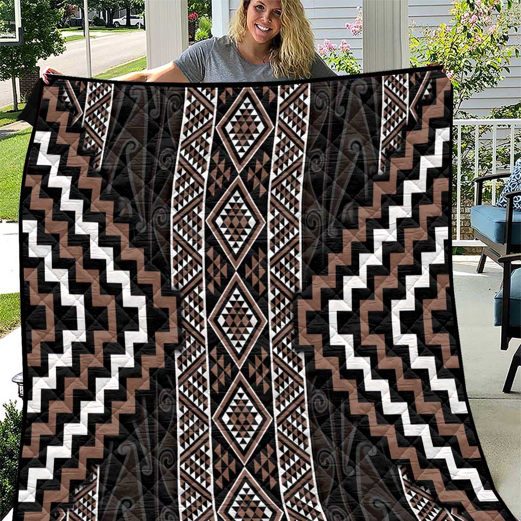 Classic Tukutuku Pattern Aotearoa Quilt Niho Taniwha and Puhoro Motifs