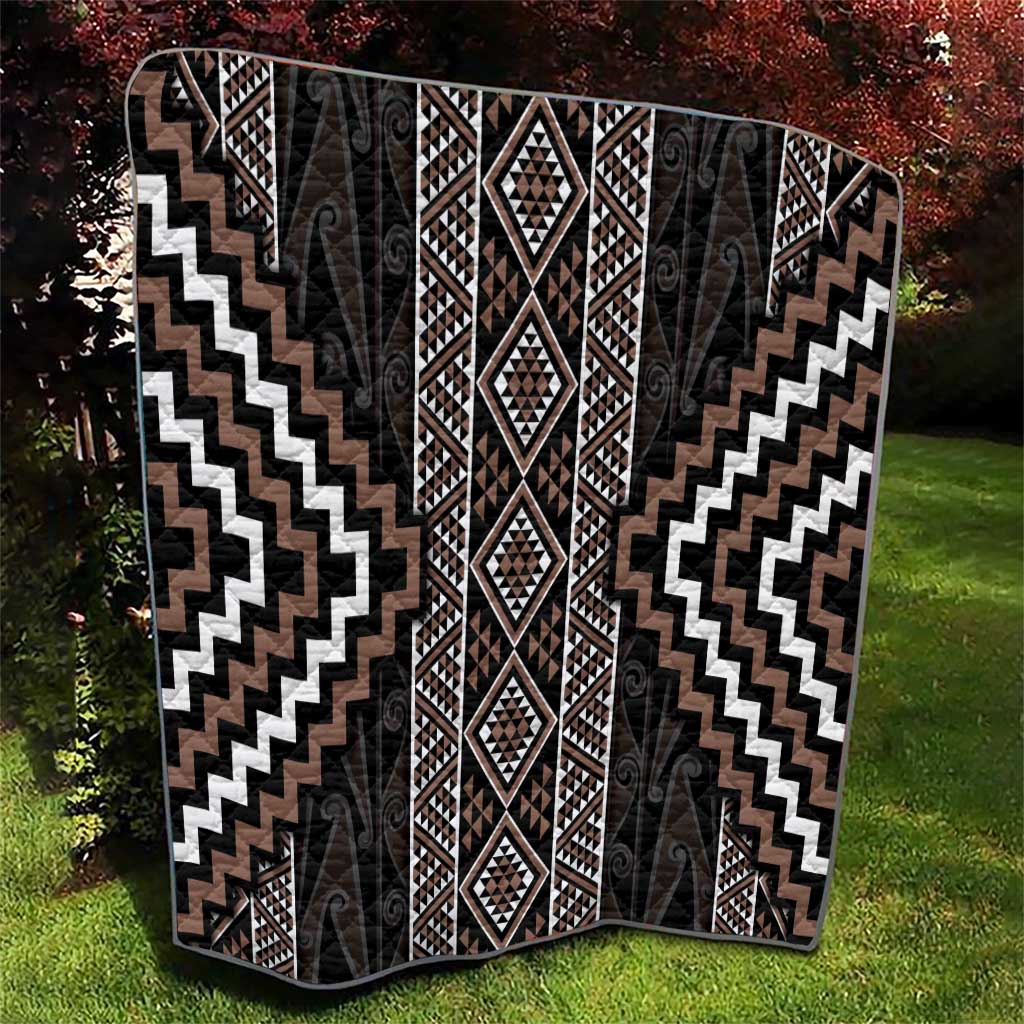 Classic Tukutuku Pattern Aotearoa Quilt Niho Taniwha and Puhoro Motifs