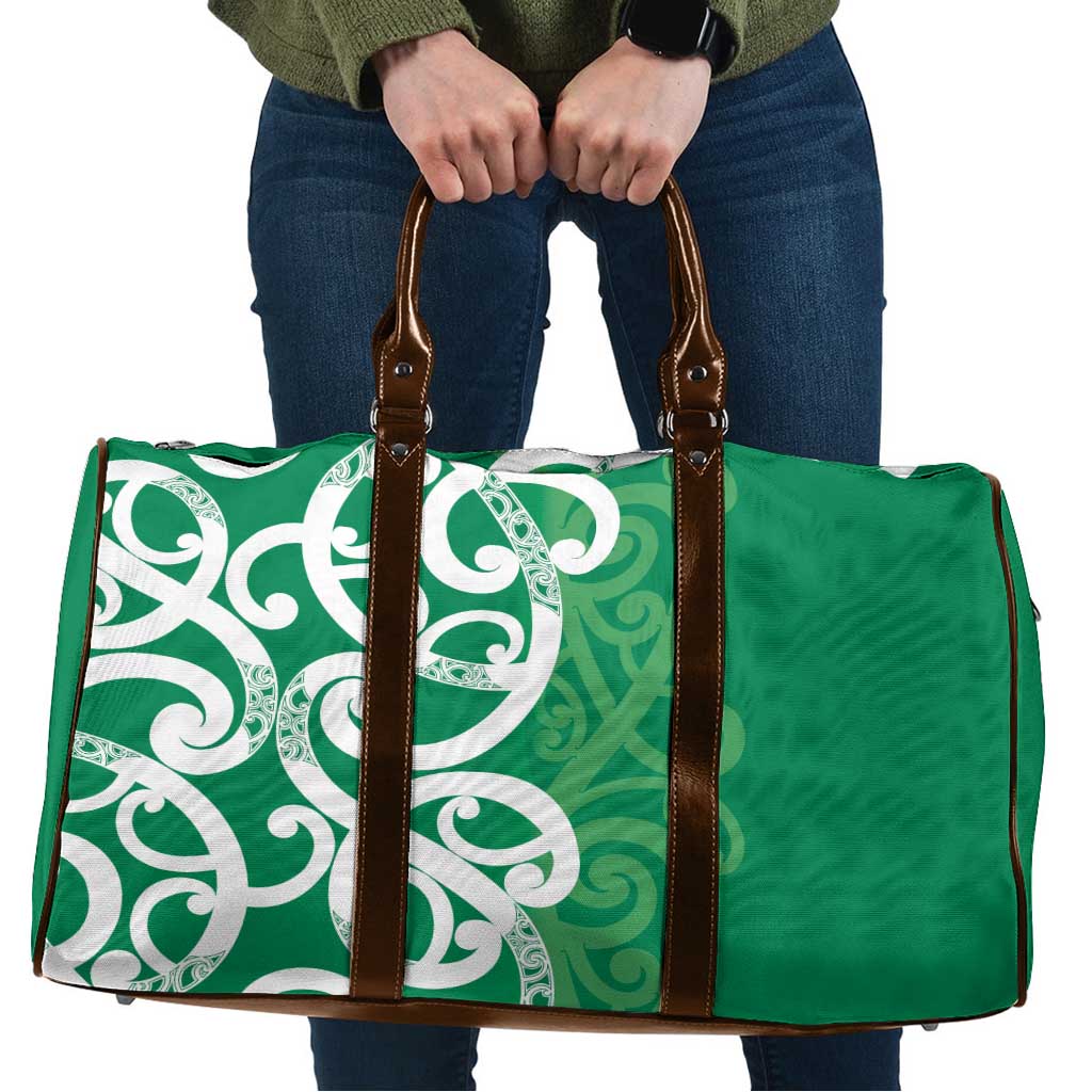 Pounamu Green Maori Travel Bag Koru Kowhaiwhai - Polynesian Pride
