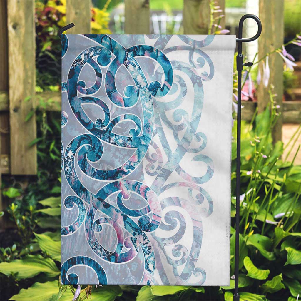Turquoise Paua Shell Maori Garden Flag Koru Kowhaiwhai LT7 Garden Flag White - Polynesian Pride