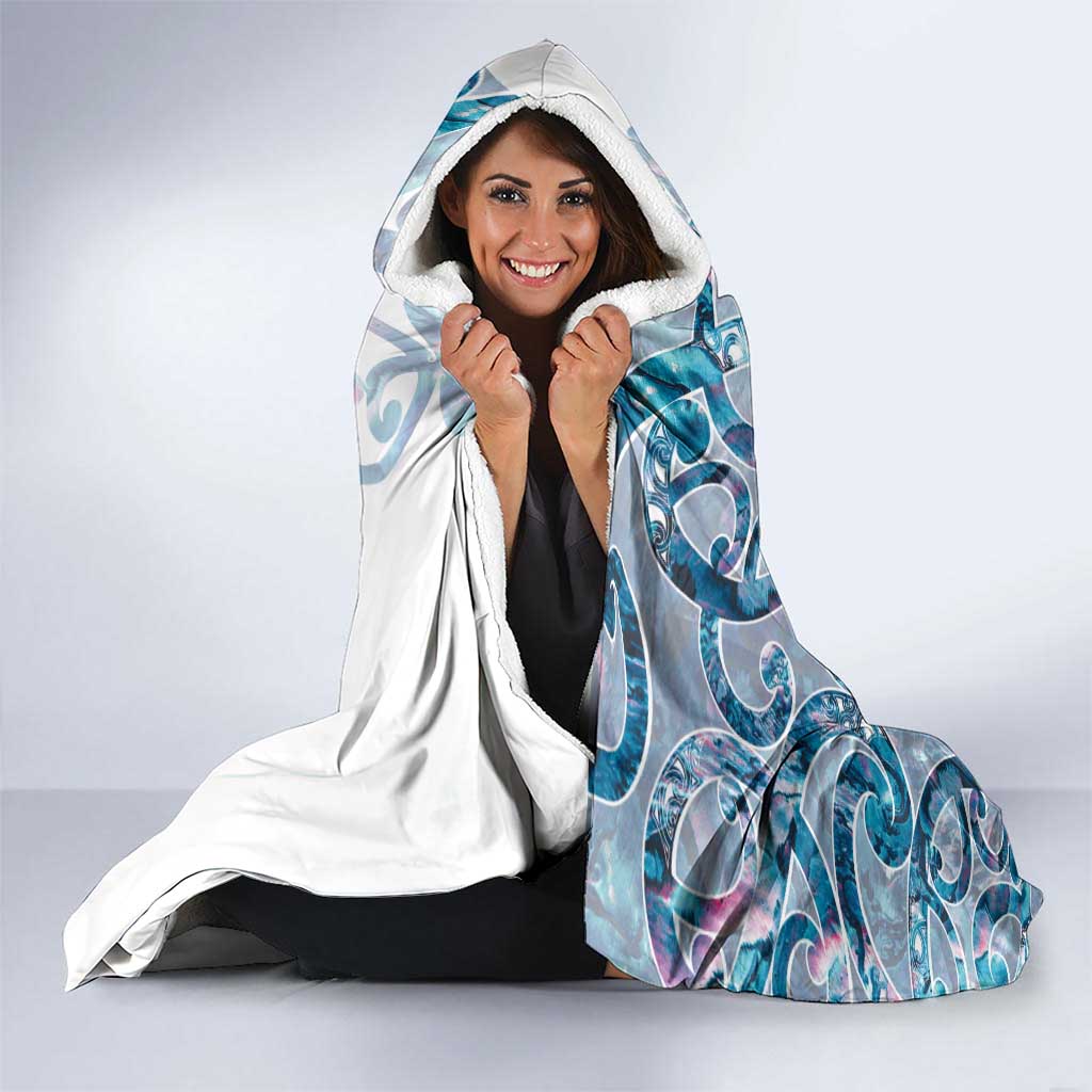 Turquoise Paua Shell Maori Hooded Blanket Koru Kowhaiwhai LT7 - Polynesian Pride