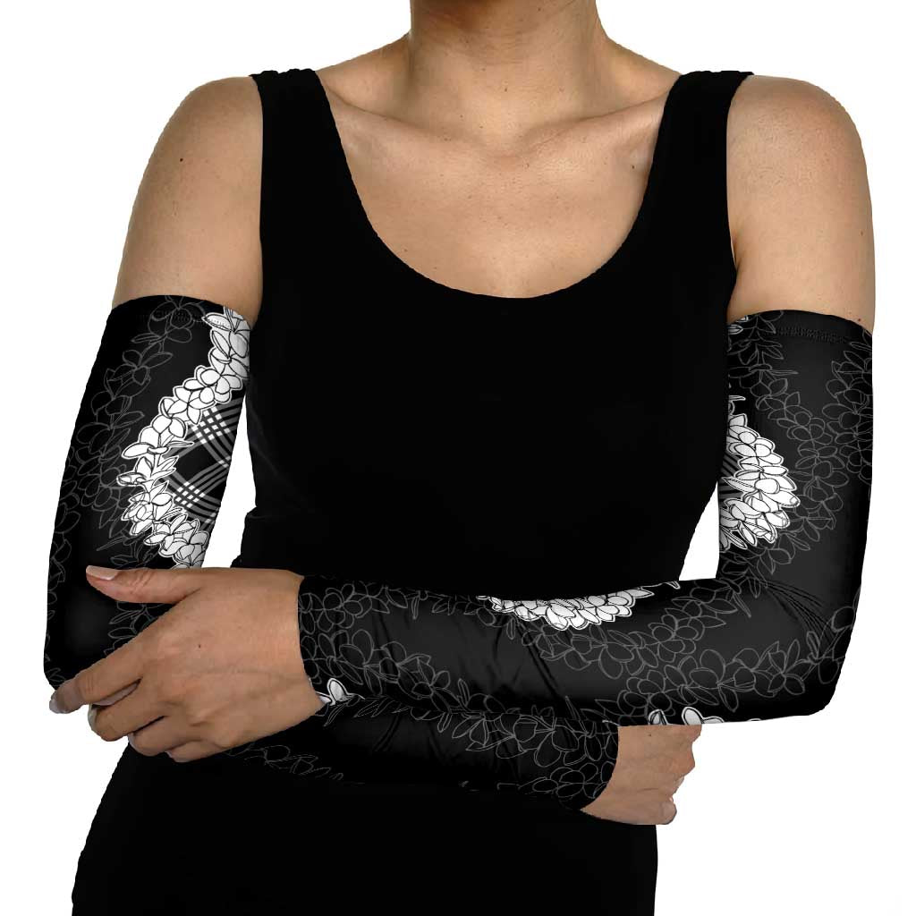 Hawaii Aloha Plumeria Lei Black Palaka Arm Sleeves - Polynesian Pride