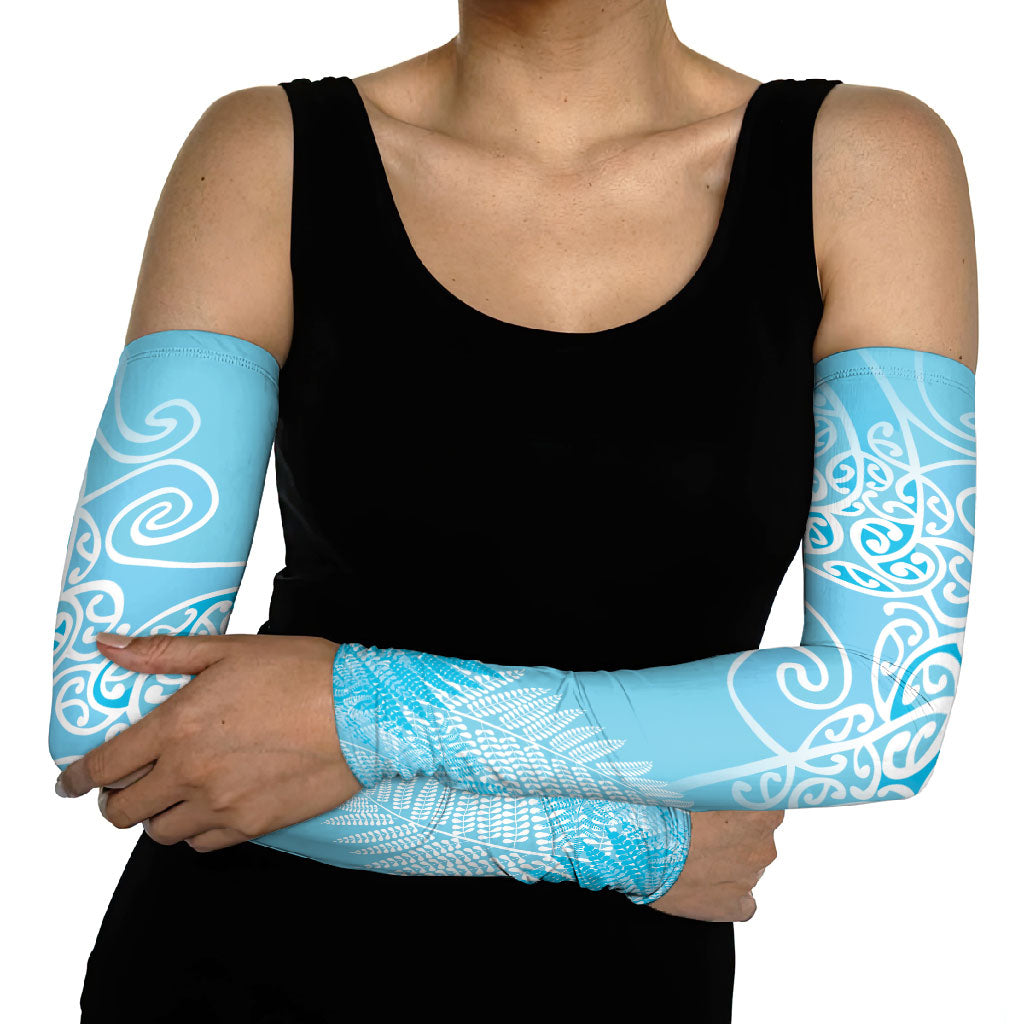 Aotearoa Maori Koru Curves Arm Sleeves Silver Ferns - Turquoise LT7 - Polynesian Pride