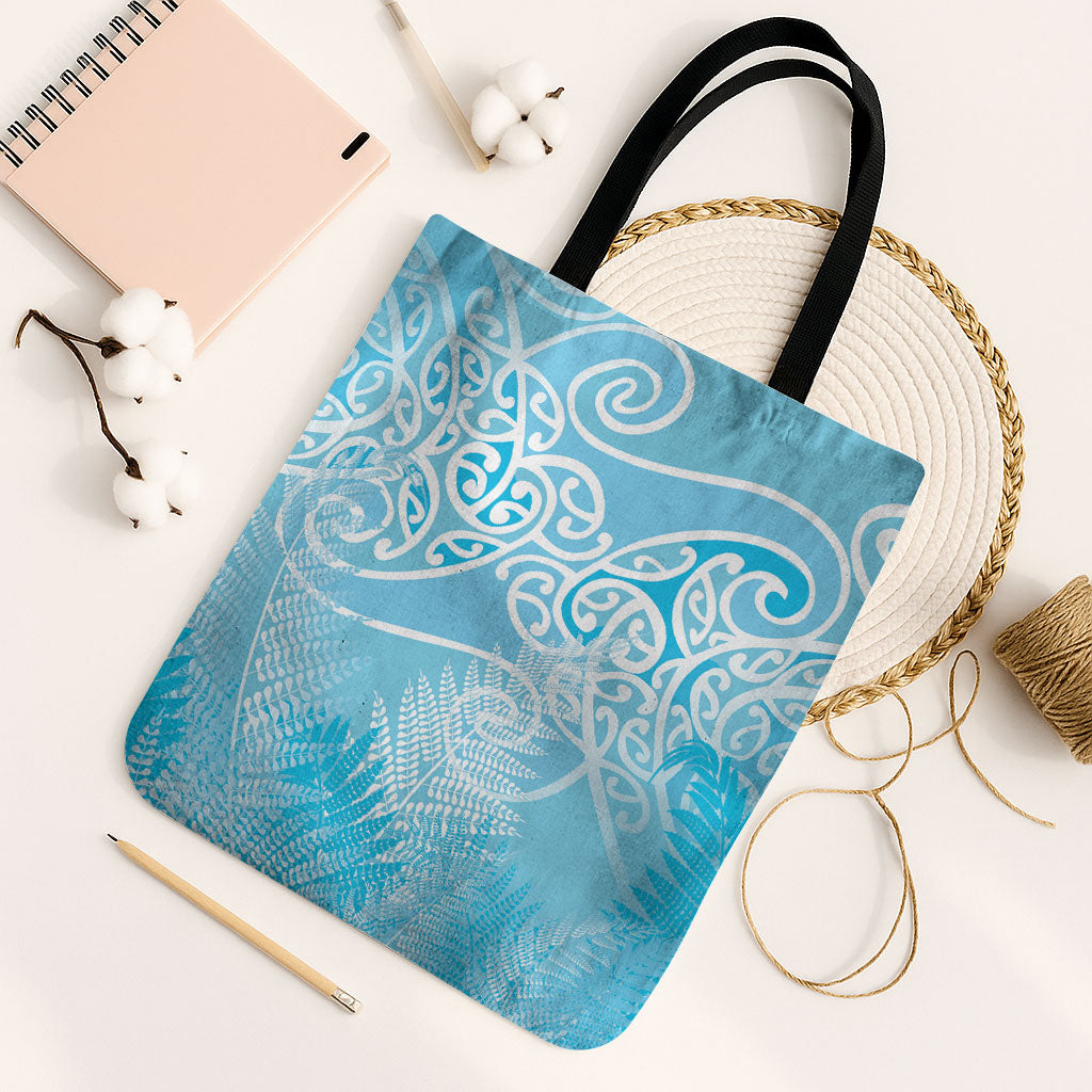 Aotearoa Maori Koru Curves Tote Bag Silver Ferns - Turquoise LT7 Black Strap One Size Turquoise - Polynesian Pride