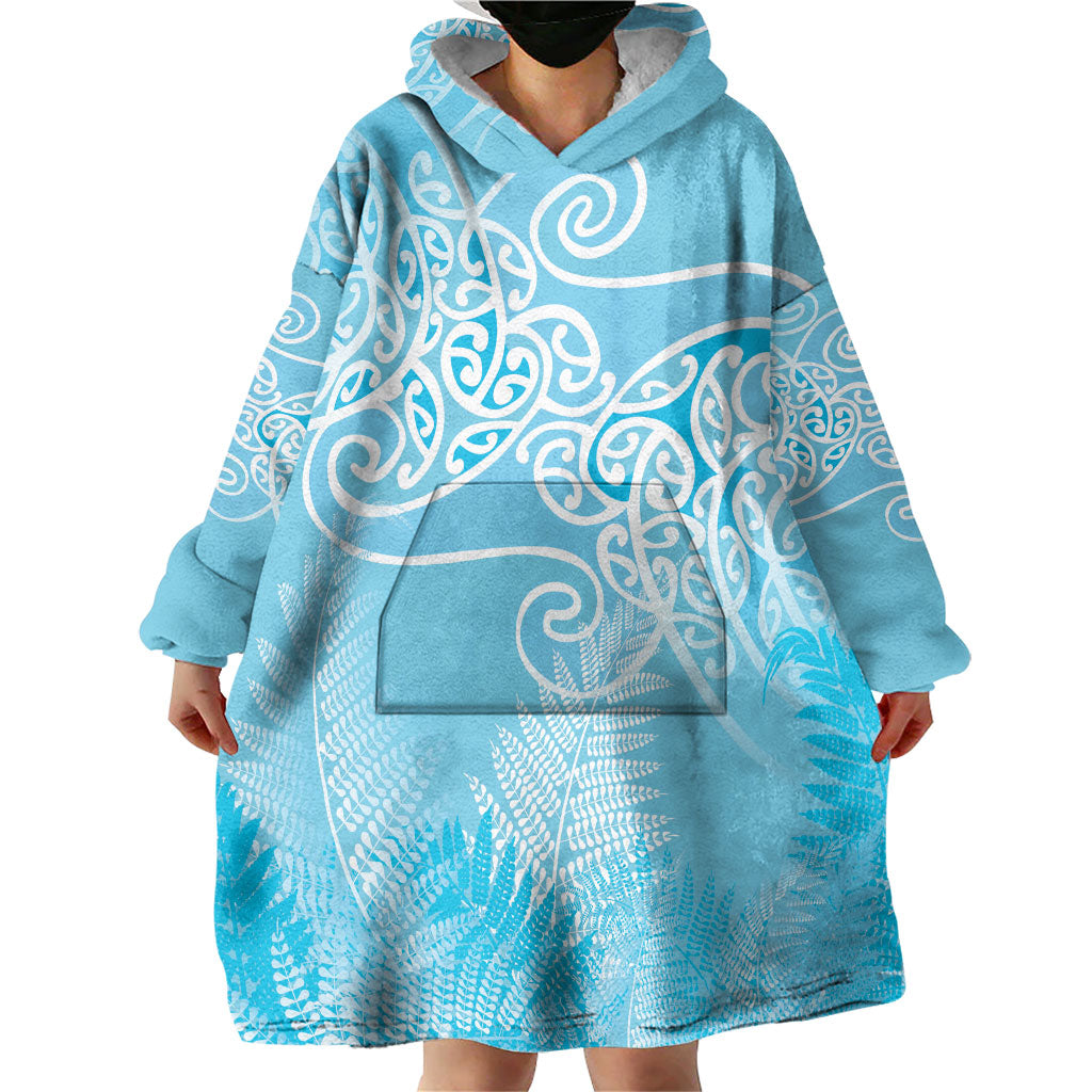 Aotearoa Maori Koru Curves Wearable Blanket Hoodie Silver Ferns - Turquoise LT7 - Polynesian Pride