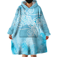 Aotearoa Maori Koru Curves Wearable Blanket Hoodie Silver Ferns - Turquoise LT7 - Polynesian Pride