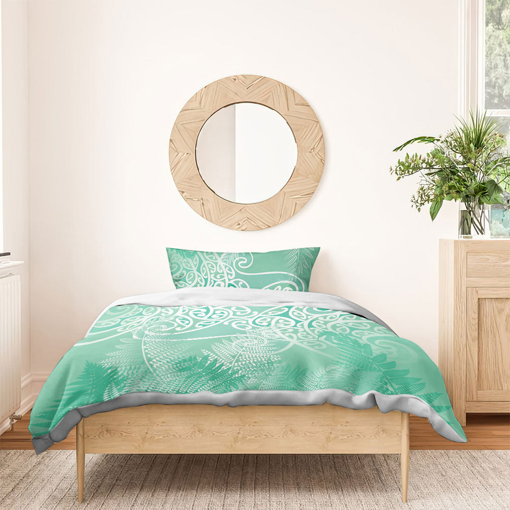 Aotearoa Maori Koru Curves Bedding Set Silver Ferns - Mint