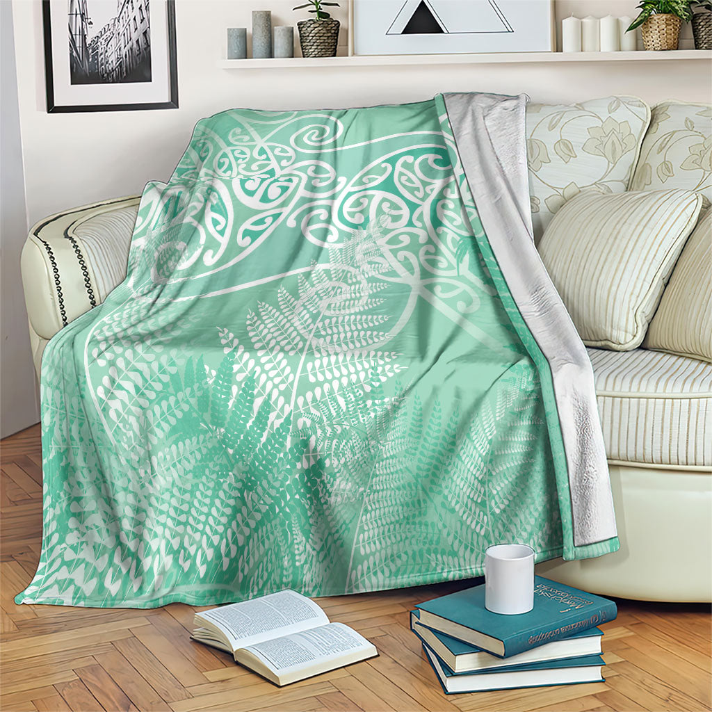 Aotearoa Maori Koru Curves Blanket Silver Ferns - Mint LT7 Mint Green - Polynesian Pride
