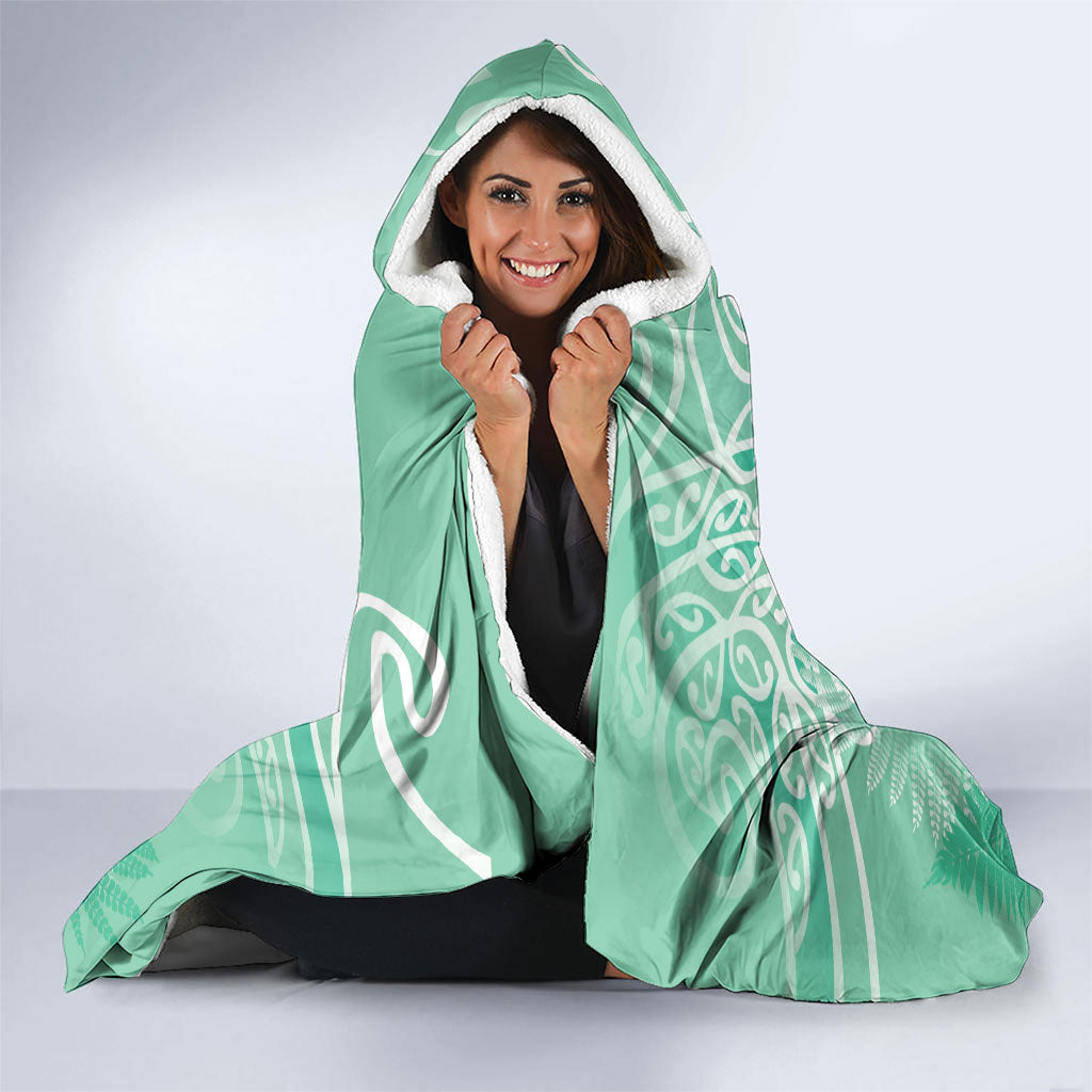 Aotearoa Maori Koru Curves Hooded Blanket Silver Ferns - Mint LT7 - Polynesian Pride