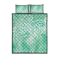 Aotearoa Maori Koru Curves Quilt Bed Set Silver Ferns - Mint LT7 - Polynesian Pride