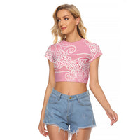 Aotearoa Maori Koru Curves Raglan Cropped T Shirt Silver Ferns - Rose Pink LT7 Female Pink - Polynesian Pride