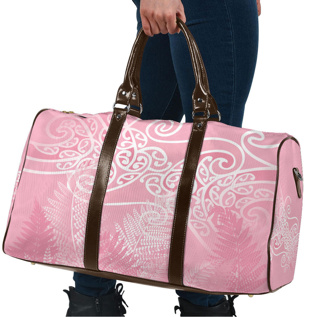 Aotearoa Maori Koru Curves Travel Bag Silver Ferns - Rose Pink LT7 - Polynesian Pride