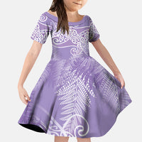 Aotearoa Maori Koru Curves Family Matching Off Shoulder Maxi Dress and Hawaiian Shirt Silver Ferns - Amethyst