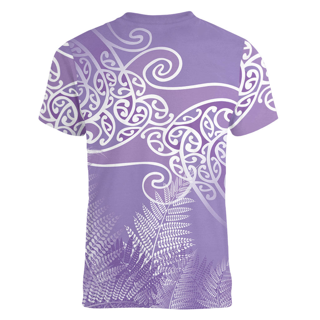 Aotearoa Maori Koru Curves Women V-Neck T-Shirt Silver Ferns - Amethyst LT7 - Polynesian Pride