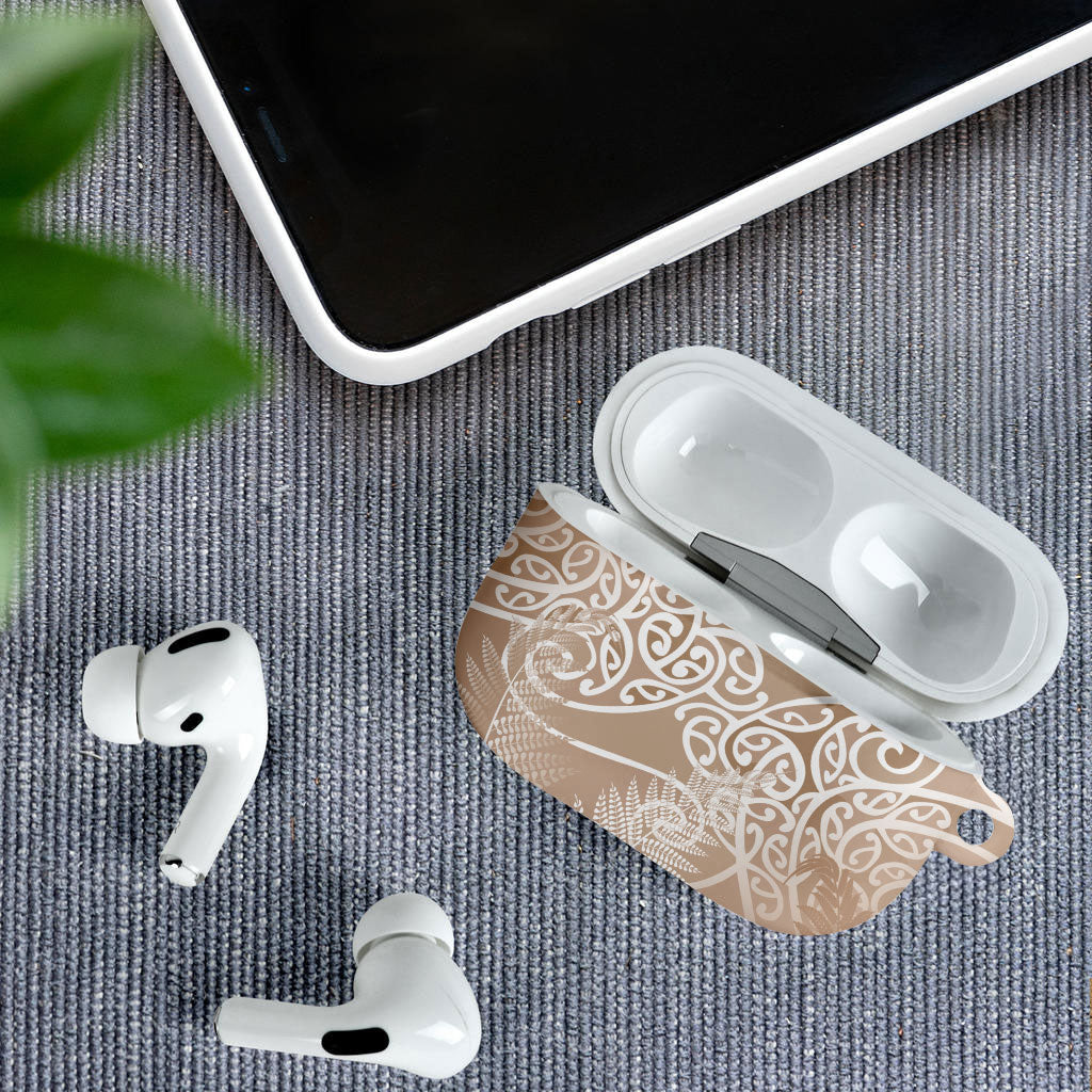Aotearoa Maori Koru Curves AirPods Case Silver Ferns - Mocha