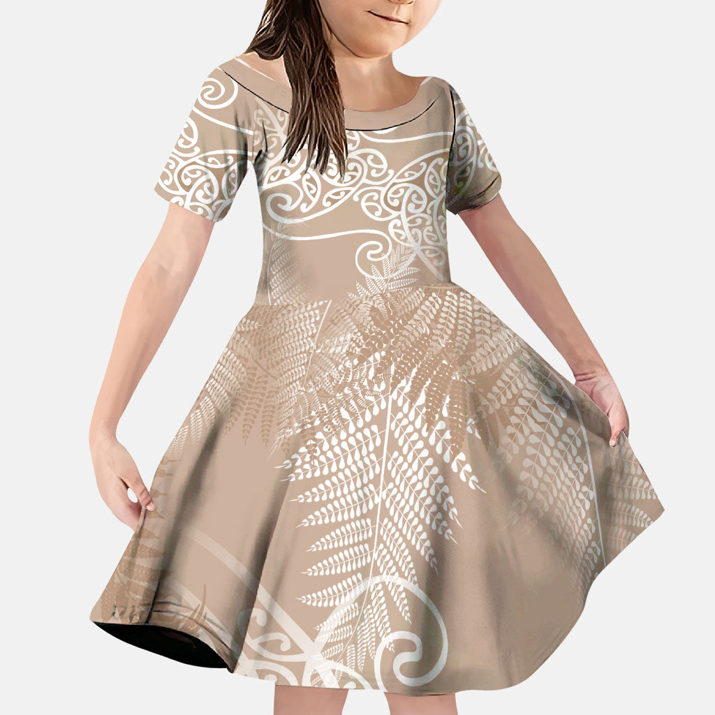 Aotearoa Maori Koru Curves Family Matching Off Shoulder Short Dress and Hawaiian Shirt Silver Ferns - Mocha