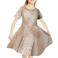 Aotearoa Maori Koru Curves Kid Short Sleeve Dress Silver Ferns - Mocha LT7 - Polynesian Pride