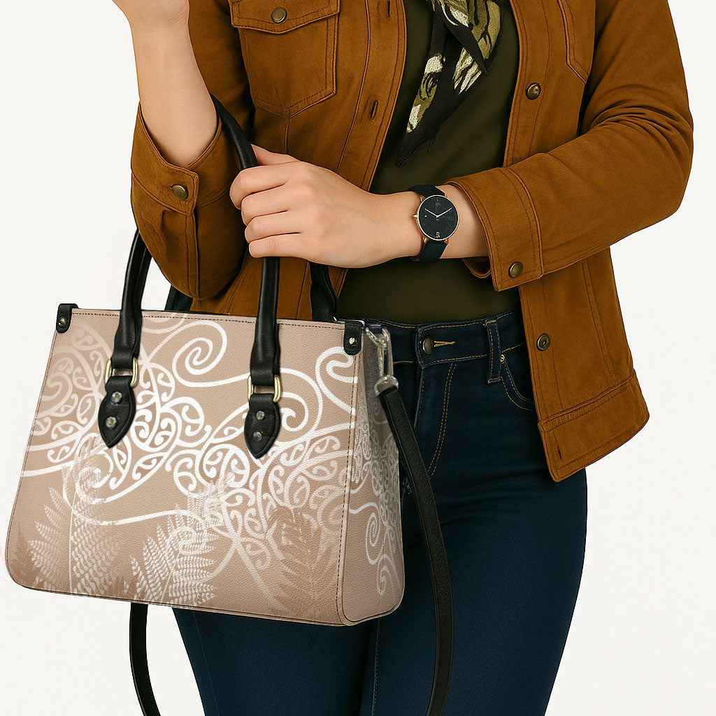 Aotearoa Maori Koru Curves Leather Bag Silver Ferns - Mocha LT7 - Polynesian Pride