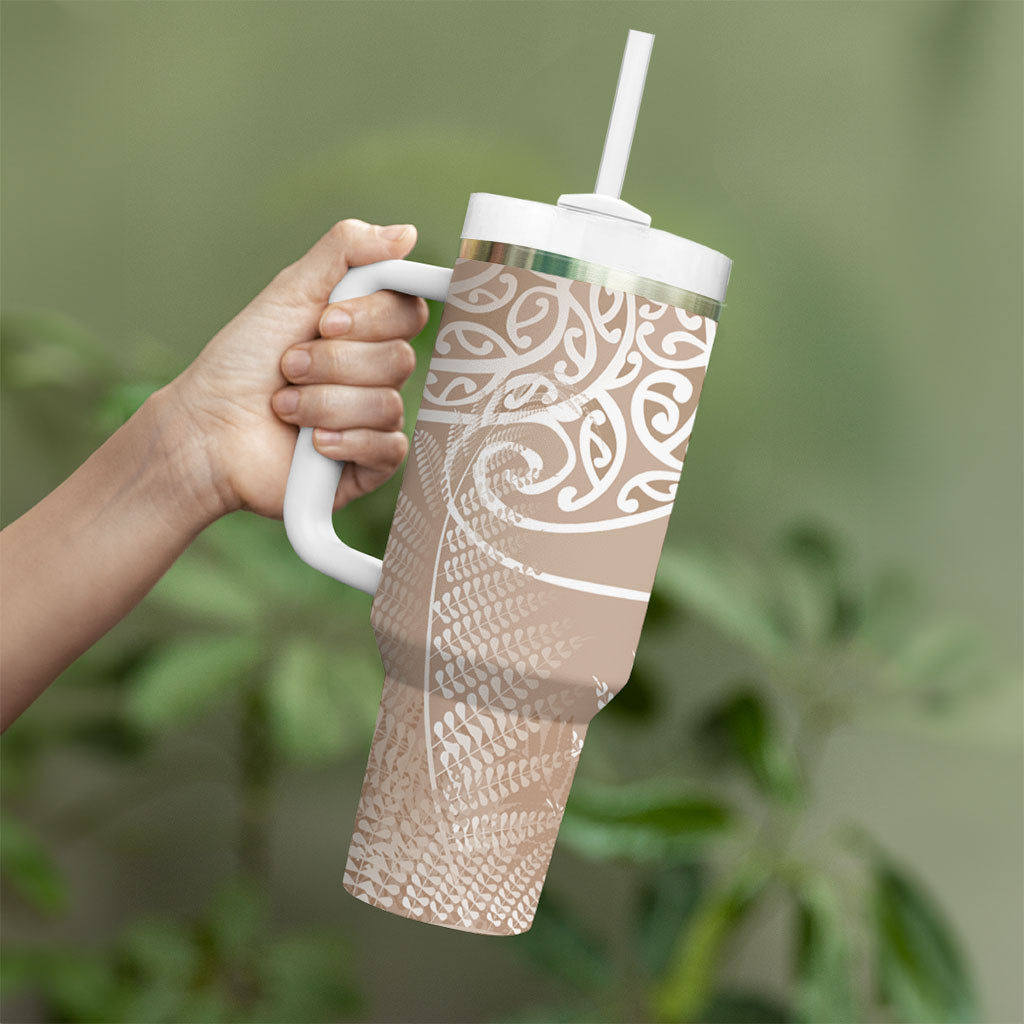 Aotearoa Maori Koru Curves Tumbler With Handle Silver Ferns - Mocha LT7 - Polynesian Pride