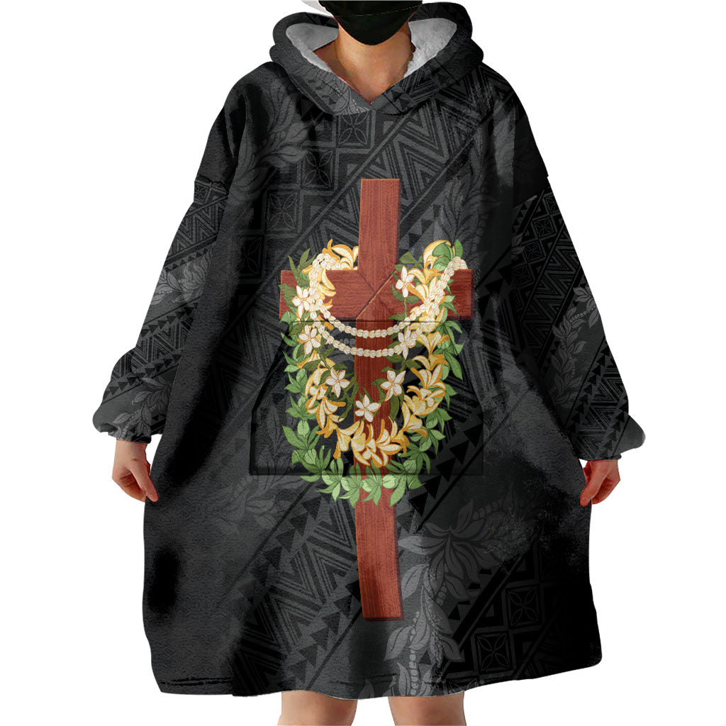 Hawaii Ka Pule a ka Haku Memorial Wearable Blanket Hoodie Flower Lei Cross - Black LT7 - Polynesian Pride