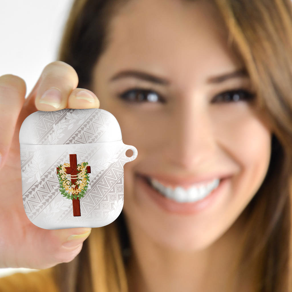 Hawaii ⁠Ka Pule a ka Haku Memorial AirPods Case Flower Lei Cross - Ivory White