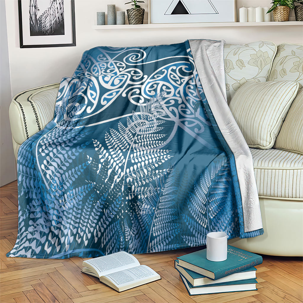 Aotearoa Maori Koru Curves Blanket Silver Ferns - Navy Blue LT7 Navy Blue - Polynesian Pride