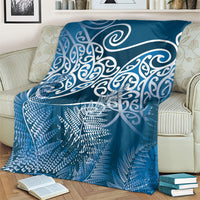 Aotearoa Maori Koru Curves Blanket Silver Ferns - Navy Blue LT7 - Polynesian Pride