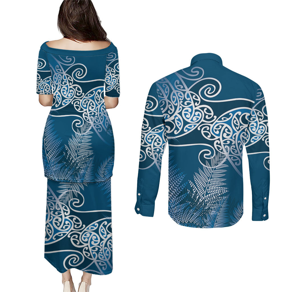 Aotearoa Maori Koru Curves Couples Matching Puletasi and Long Sleeve Button Shirt Silver Ferns - Navy Blue LT7 - Polynesian Pride