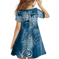 Aotearoa Maori Koru Curves Family Matching Mermaid Dress and Hawaiian Shirt Silver Ferns - Navy Blue