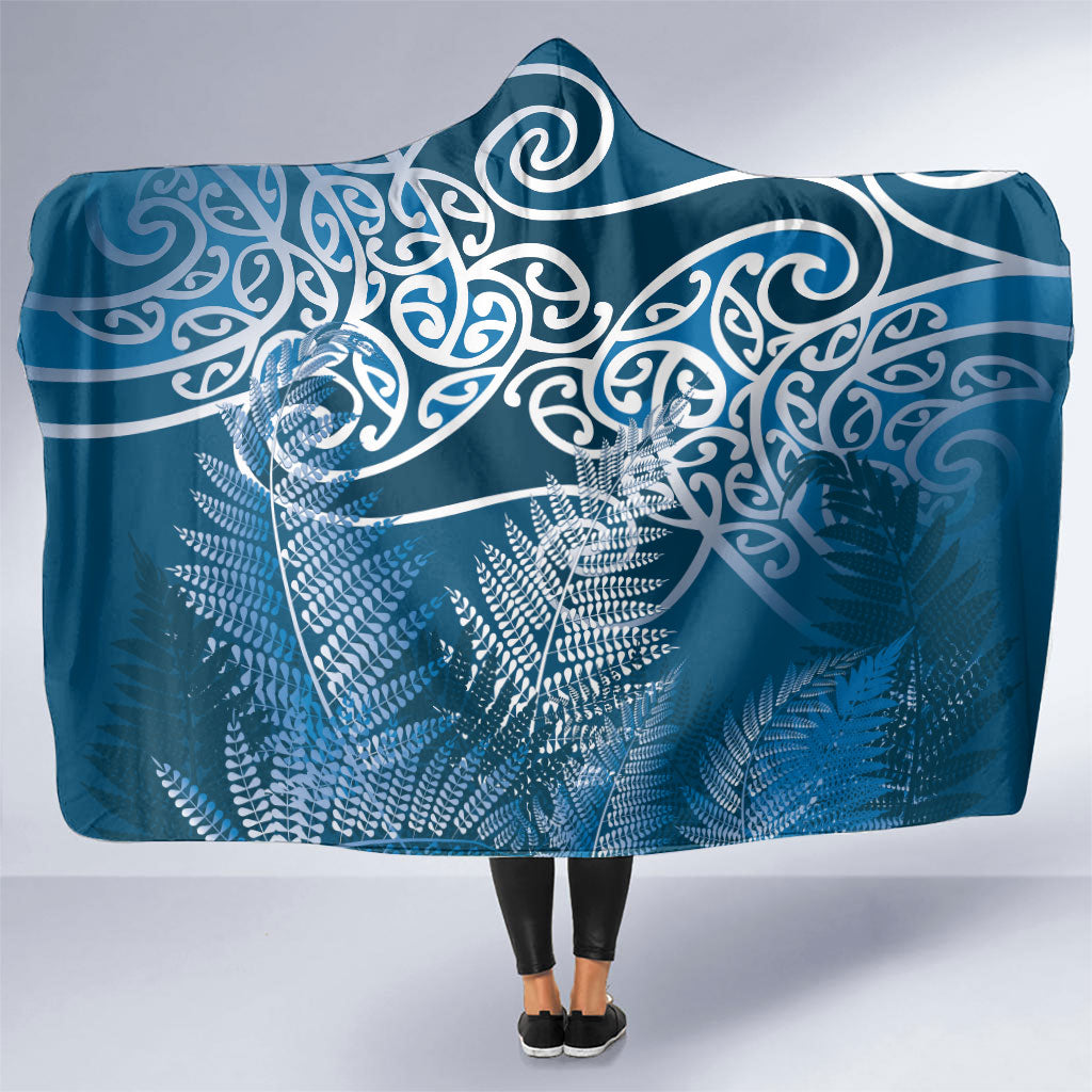 Aotearoa Maori Koru Curves Hooded Blanket Silver Ferns - Navy Blue LT7 One Size Navy Blue - Polynesian Pride