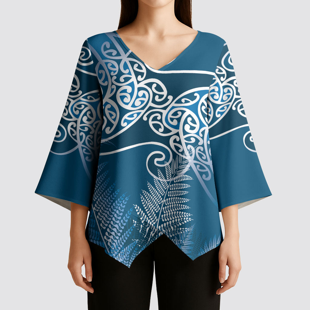 Aotearoa Maori Koru Curves Kimono Sleeve Blouse Silver Ferns - Navy Blue LT7 - Polynesian Pride