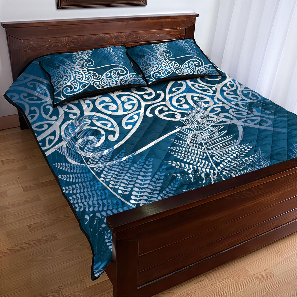 Aotearoa Maori Koru Curves Quilt Bed Set Silver Ferns - Navy Blue LT7 - Polynesian Pride