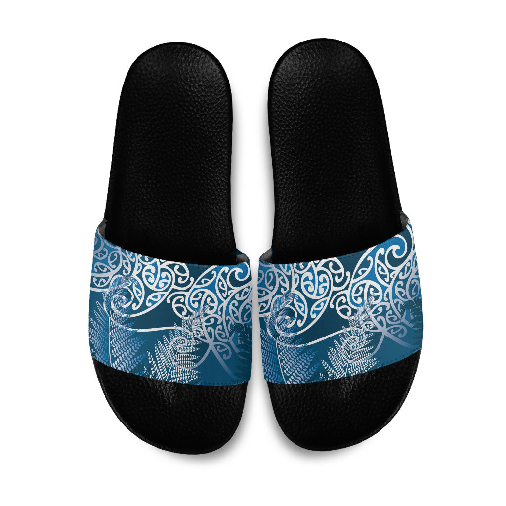 Aotearoa Maori Koru Curves Slide Sandals Silver Ferns - Navy Blue LT7 Navy Blue - Polynesian Pride