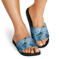 Aotearoa Maori Koru Curves Slide Sandals Silver Ferns - Navy Blue LT7 - Polynesian Pride