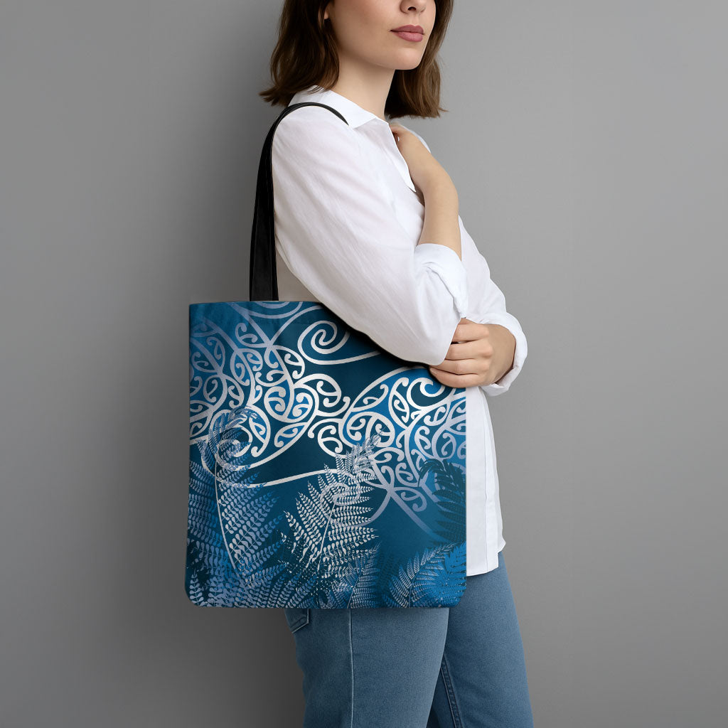 Aotearoa Maori Koru Curves Tote Bag Silver Ferns - Navy Blue LT7 - Polynesian Pride