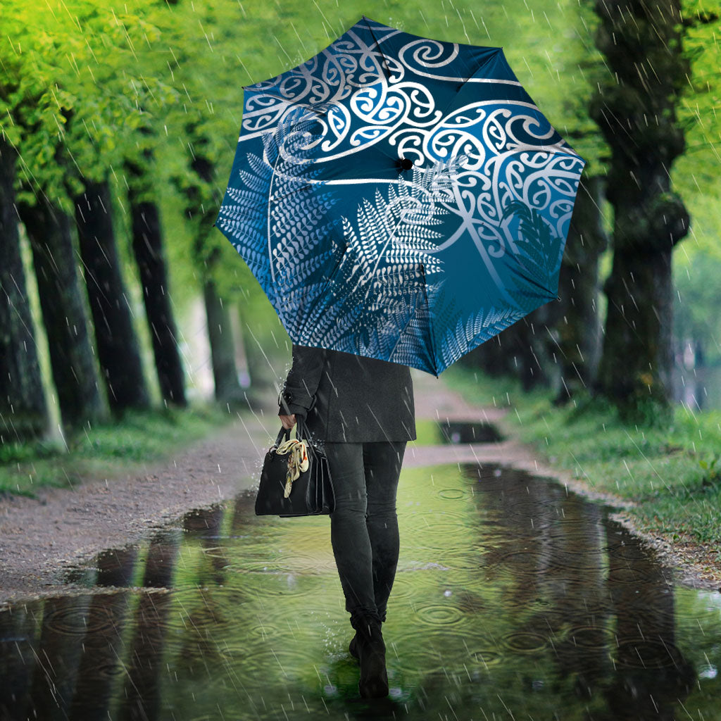 Aotearoa Maori Koru Curves Umbrella Silver Ferns - Navy Blue LT7 - Polynesian Pride