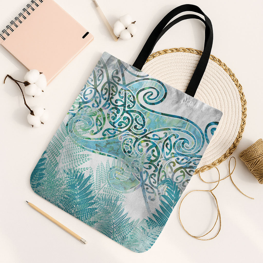 Aotearoa Maori Koru Curves Tote Bag Mossy Paua Shell LT7 Black Strap One Size Green - Polynesian Pride