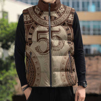 Bula Fiji Day 55th Anniversary Masi Tapa Sleeveless Puffer Jacket Emerald Jubilee - Beige - Polynesian Pride