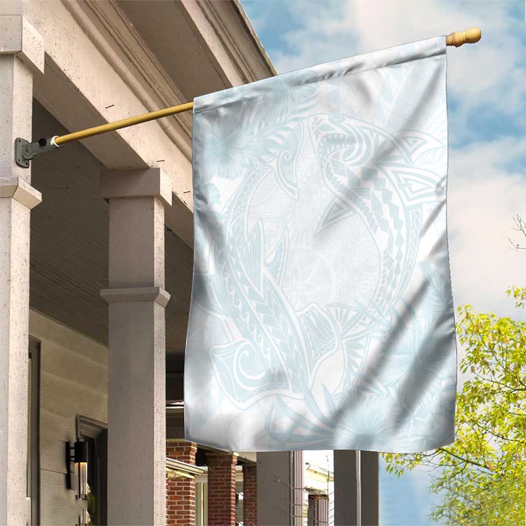 Polynesia Garden Flag Sharks Duo Tropical Off White LT7 House Flag White - Polynesian Pride