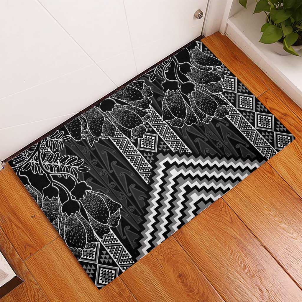 Aotearoa Taniko Pattern Rubber Doormat Poutama Mix Kowhai Flowers LT7 - Polynesian Pride