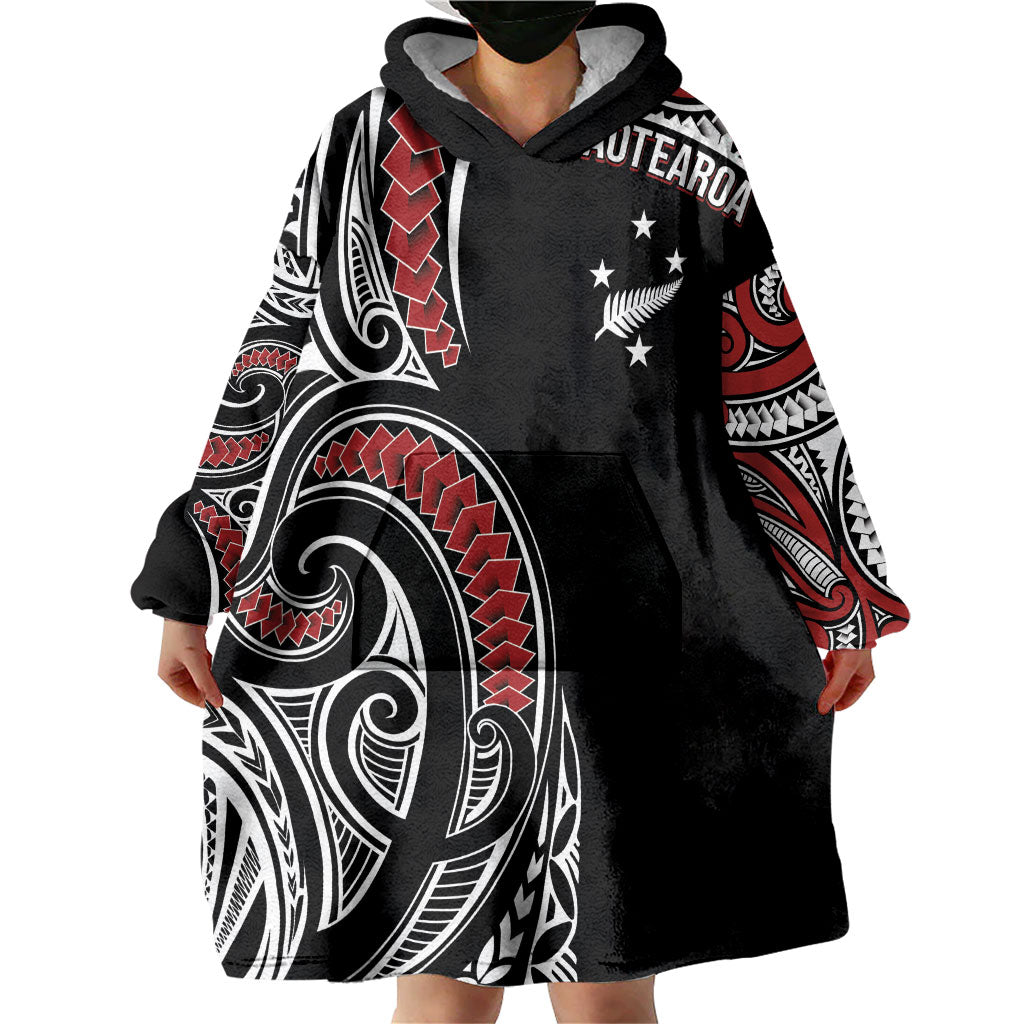 New Zealand Darts Personalized Hei Manaia Wearable Blanket Hoodie Classic Kowhaiwhai LT7 - Polynesian Pride
