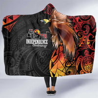 Papua New Guinea Hooded Blanket Grunge Style 49th Independence Anni LT7 One Size Black Red - Polynesian Pride